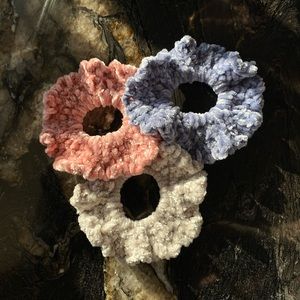 🍄3/30 Hand Crafted Set of 3 Crochet Velvet Scrunchies